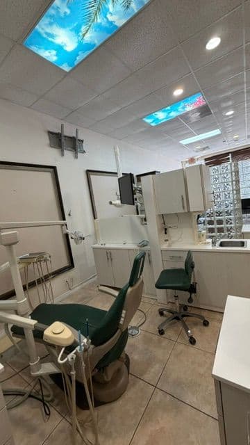 Dental Office — medical space — thumbnail 2