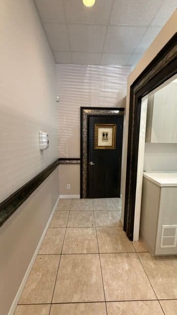 Dental Office — medical space — thumbnail 8