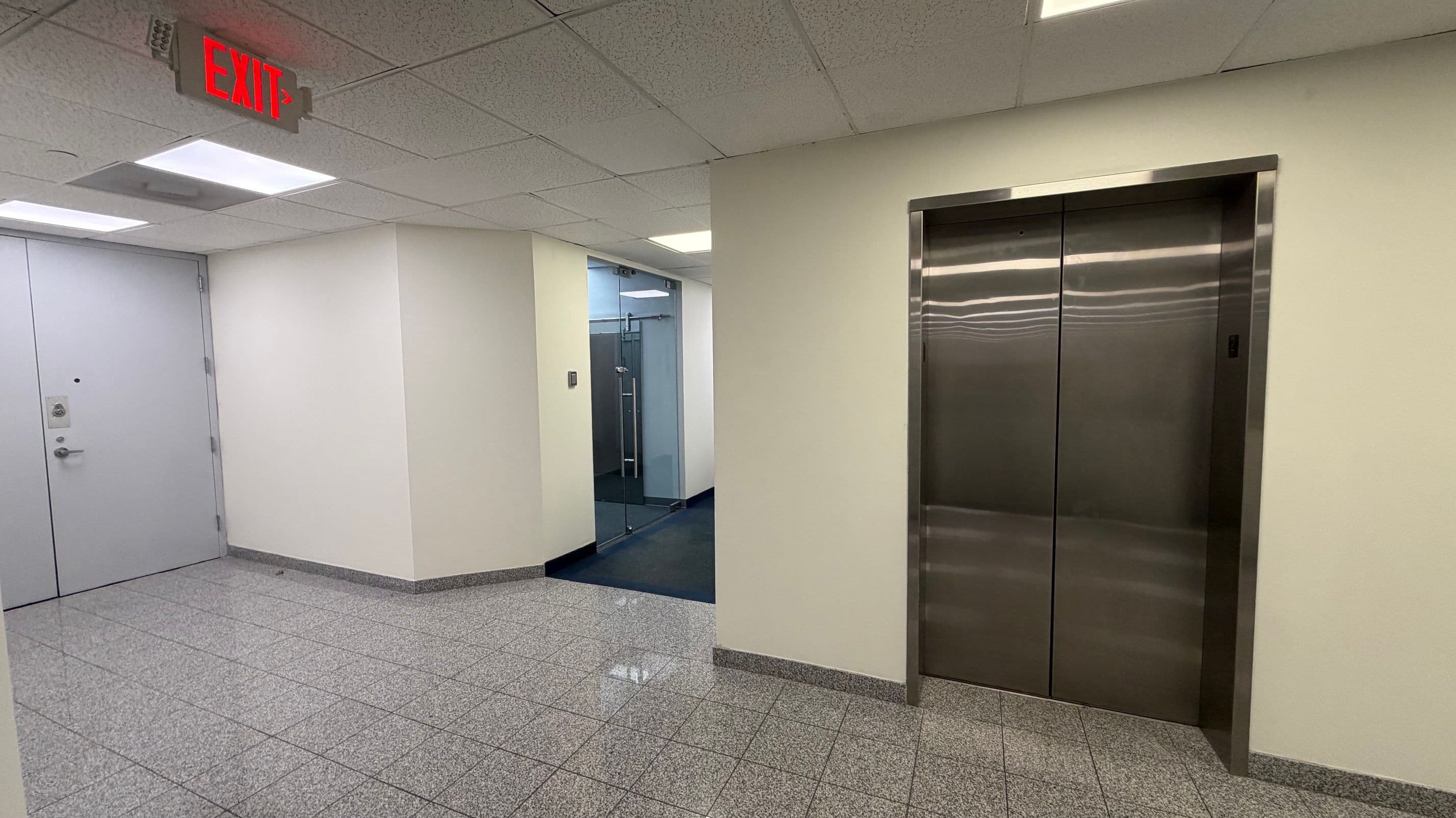 Unit 203 — medical space — thumbnail 8