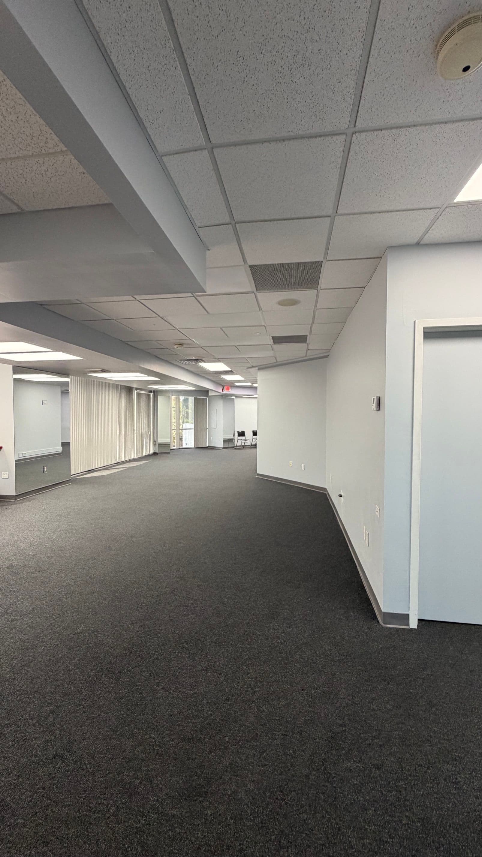 Unit 203 — medical space — thumbnail 2